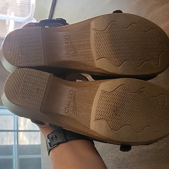 Dansko velcro strap heels - Picture 5 of 6